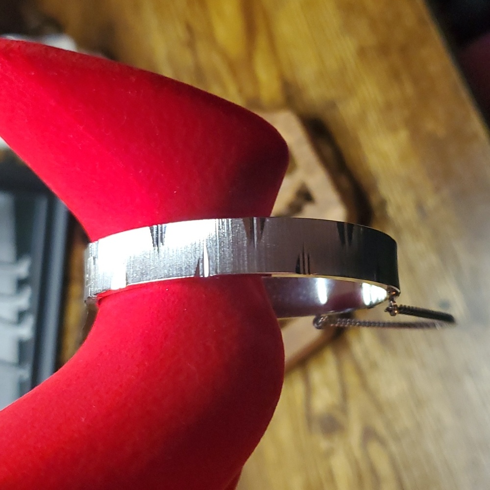 Vintage - 70s Silver Clamp Bangle